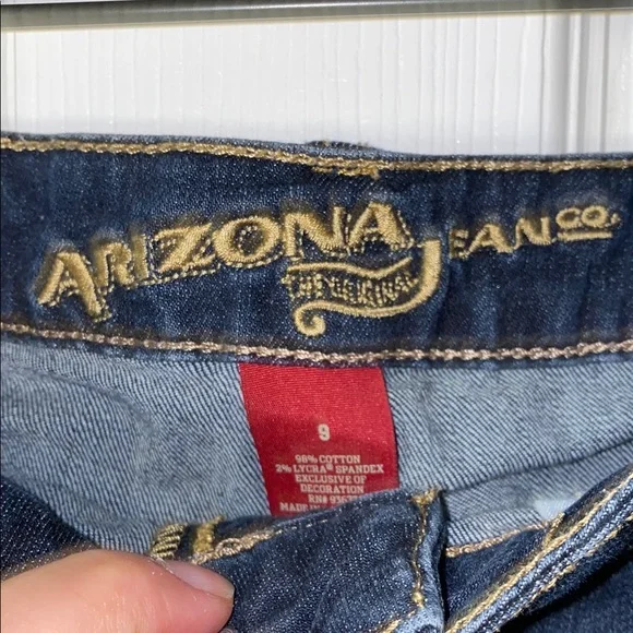 Arizona Jean Company Blue Jean Shorts Classic Style Size 9 - Picture 2 of 6